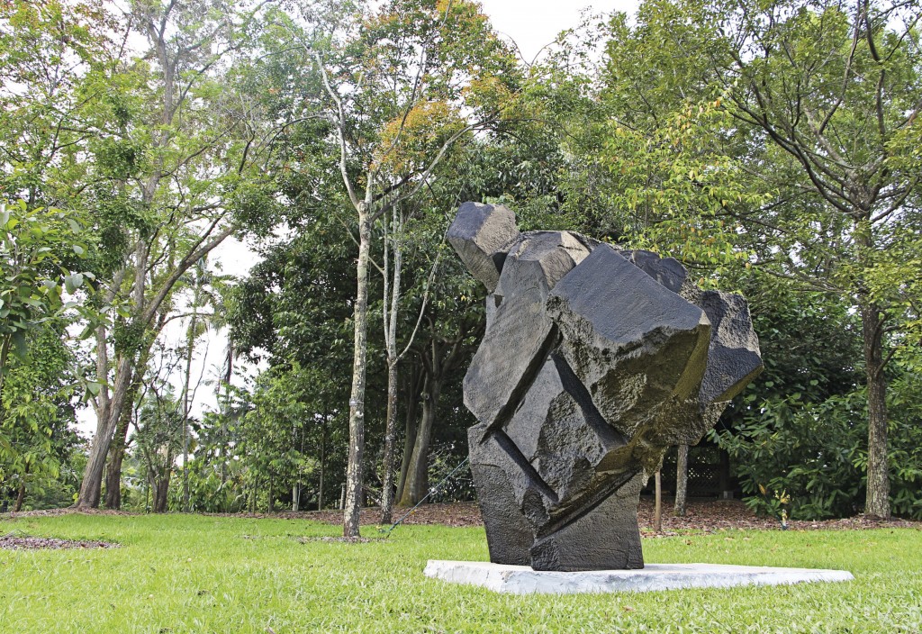 Taichi Series,1996, Bronze,173x 162x139cm,310kg